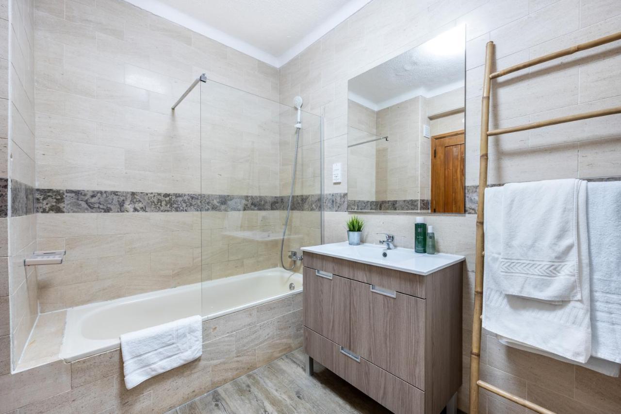 Apartment Julio Pomar, Swimming Pool ซาเกรส ภายนอก รูปภาพ